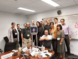 Edvard Snouden Zhivyot Svobodnoj Zhiznyu Kak Robot Habr