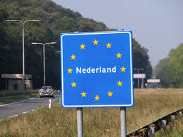 Meer dan de helft van nederland gaat van rood naar donkerrood op de kaart van coronagevallen in europa. Nederland Donkerrood Op Voorgestelde Nieuwe Coronakaart Eu Europa Nu