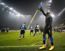 All the latest gossip, news and pictures about romelu lukaku. Lukaku Lead S Inter Milan S Title Charge As Ex Premier League Stars Top Serie A Under Ex Chelsea Boss Conte