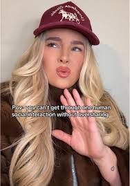 Heather Ham's Instagram, Twitter & Facebook