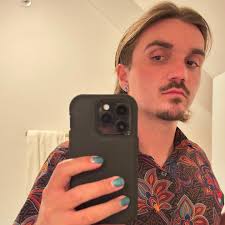 Tyler Herrmann (@simfinny) • Instagram photos and videos