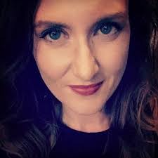 Laura Selway's Instagram, Twitter & Facebook