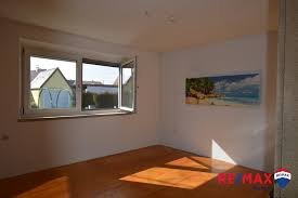 Unser ziel ist es, unseren mitgliedern bei allen problemen, die mit haus und grund zusammenhängen zu helfen. Nordendorf Siedlerhauschen Auf 825 M Grund Im Ortskern Von Nordendorf Sucht Liebhaber Immobilienmakler Augsburg Remax Immobilien