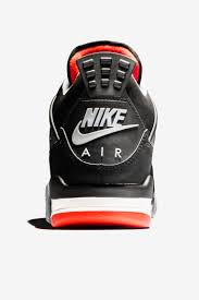 Of the original 11 franchises in that inaugural season most folded within a season or two however three are still in operation today, two in their original cities ( boston celtics , new york knicks. Hintergrundinfos Life Of A Logo Nike Snkrs De