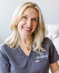 Dena Perdue's Instagram, Twitter & Facebook