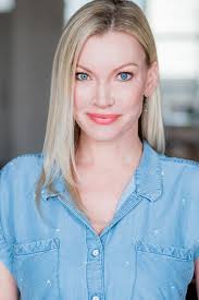 TBT to headshot session with actress/model/producer, Renee Domenz. Humble,  sweet, collaborative...doesn't get much better than that. ☺️ Photographer:  Brian McConkey Makeup: Me Hair: Super-fun Melissa Mull Skin Prep:  Dermologica Foundation: Kryolan ...