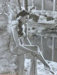 Yvonne De Carlo: A naked journey through time
