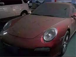 Setelah merilis p'9982 tahun lalu, blackberry kembali menggebrak pasar dengan meluncurkan blackberry porsche design p'9983 yang mengusung signature blackberry dengan. Persoalan Dua Buah Kereta Berdebu Di Parking Selama 6 Tahun Terjawab Dipercayai Milik Penumpang Mh370