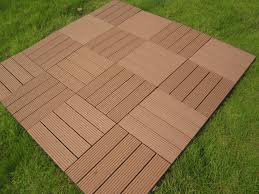 Guide comparateur des meilleurs modèles d'abri de jardin bois 2021 pour faire le bon choix selon la taille (5, 10 ou 20 m²), le prix. Dalle En Bois Composite 1 M2 11 Dalles 30 X 30 Brun 56530