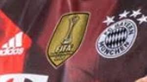 Dfb pokal — die dfb pokal trophäe für den sieger der dfb pokal (bis 1943: Fc Bayern Munchen News Neues Trikot Badge Im Fanshop Prasentiert Fussball News Sky Sport