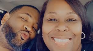 Joyce Porter and Derrick Oates' Wedding Website