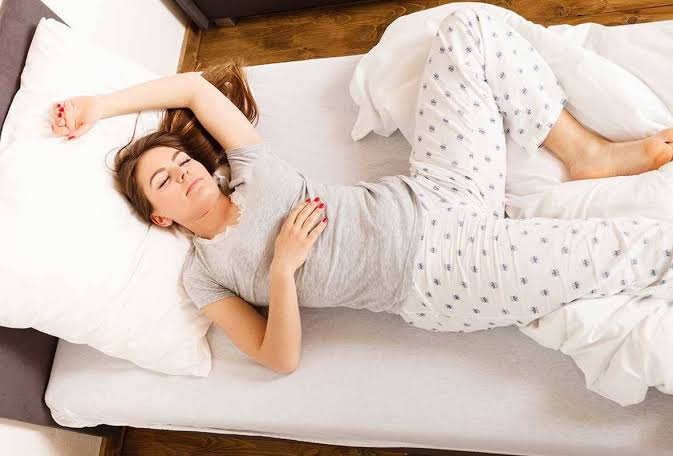 4 kiểu nằm ngủ tiết lộ tâm trạng của bạn, từ lo âu đến căng thẳng