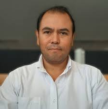 Asesor Nissan Gustavo Serrano