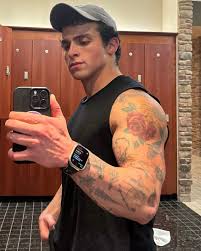 Tyler Iacona (@tytyantoni) • Instagram photos and videos