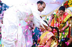 The average cost to hire a photographer is rs. Sumuhurtham Wedding Photography Price Reviews Wedding Photographers In Hyderabad