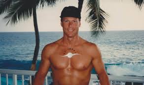 Douglas Comstock: 60-Year-Old "Clydesdale" Set to Cross English Channel