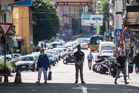 Die billigste ist per bus und kostet 65 internationale einreise nach italien aus schweiz. Italien Offnet Die Grenze Zur Schweiz Der Ansturm Bleibt Aus
