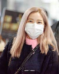 kim yong seon おしゃれまとめの人気アイデア pinterest emma spain 女性 マスク
