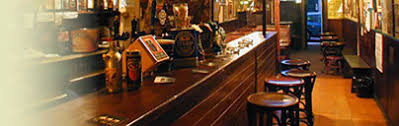 If you want to taste some good beer or some of the best pub food in town, support your soccer or football team playing live, or just get a little wild. Druids Irish Pub Rome Den Rock