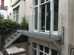 Follow suit and hang drapes to make this outdoor. Infinity Glass Balcony Bespoke Glass Balconies By Sunrock Balconies