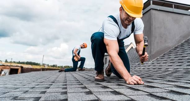 10 Factors to Consider When Choosing the Best Roofing Contractors | Journal