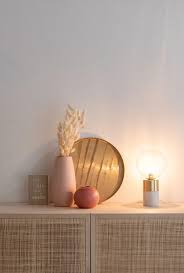 Lampe En Metal Dore Marbre Blanc Et Verre Palerma Maisons Du Monde Jolie Chambre Deco Chambre Doree Chambre Moderne
