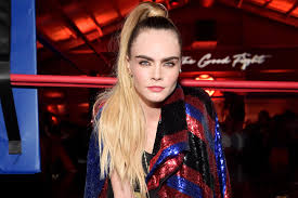 Duncan de moor (dutch pronunciation: Cara Delevingne So Uberrascht Sie Ihre Freundin Zum Geburtstag Gala De