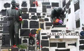 Carlos gardel, josé razzano — aurora 02:10. 404 Not Found Tumbas Famosas Personajes De La Historia Cementerio