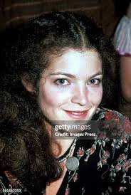 673,505 Amy Photos & High Res Pictures