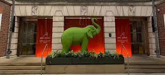 Apex hotels ltd is an operator of three star and four star hotels, owned by former accountant norman springford and his family. Hotel Review Apex Temple Court Hotel Fleet Street In London Luxury Lifestyle Magazine