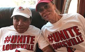 Lonnie ali was the first of nine eulogists at the ceremony that will include billy crystal and former president bill clinton. Lonnie Ali Says Her Late Husband Muhammad Ali Inspires Her Every Day