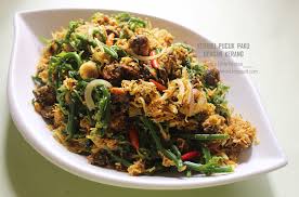 A collection of terengganu's folk songs and songs in terengganuan's dialect. Amie S Little Kitchen Kerabu Pucuk Paku Dengan Kerang