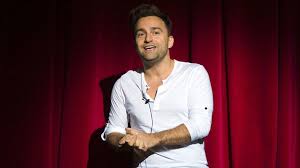 Jun 18, 2021 · a musical egyik szereplője shane tusup lesz, aki azt mondta: Uj Parja Van Szente Vajknak Elarulta A Szinesz Hogyan Jott Ossze A 12 Evvel Fiatalabb Fannival Nlc