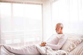 the 6 best adjustable beds for elderly and seniors in 2021 mobility with love adjustable beds sleep apnea solutions causes of sleep apnea