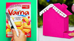 Pendant les vacances scolaires, voici quelques travaux manuels à faire avec vos enfants pour des moments agréables. 15 Travaux Manuels Avec Du Carton Youtube
