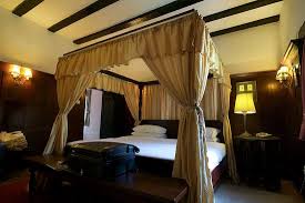 It is the most famous building in cameron highland. Ambleside Suite Picture Of Smokehouse Hotel Cameron Highlands Tanah Rata Tripadvisor