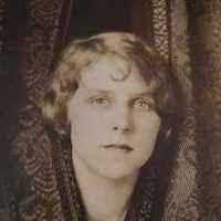 Plesie Lee Benton (1907–2000) • FamilySearch