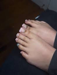 Text me and schedule your nail appointment 🫶