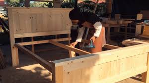 Pallet katil single queen king 24hrs furniture decoration. Diy Pallet Bedframe Diy Katil Pallet Youtube