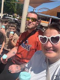 We share one common to become superstars ❤️.