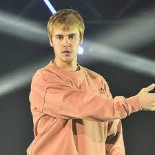 In a video of bieber drunkenly singing the song despacito — on which he is featured — he explains he does not know the words to the song, and decides the best option was to replace. Justin Bieber To Headline British Summer Time Festival 2017 British Summer Time Festival The Guardian