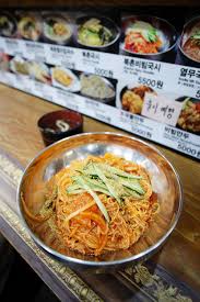 Agar tidak salah pilih restoran saat berkunjung ke korea, berikut ini rekomendasi restoran halal di korea selatan untuk para traveler muslim. Berburu Makanan Halal Di Korea Siap Siap Merogoh Kantong