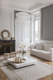 Appartement Haussmanien Pour Shooting Tournage Lyon Lieux Lieu A Louer Pour Tournage Dans Le S Decoration Salon Appartement Deco Appartement Appart Haussmanien