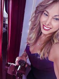 Karyn Burleigh (@dizzykaryn) • Instagram photos and videos