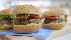 Vege Burgers Aux Haricots Noirs Recipe Food Vegetarian Dishes Vegan Cooking