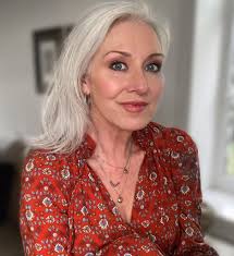 💙 This message is for you 💙 Hi you. I don't want to waste our time, so I  just have one quick question.. Can we meet?..