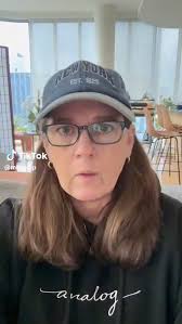 Katy Tur should go work for Fox.