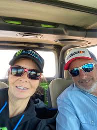 4Paws Country Kennels, LLC