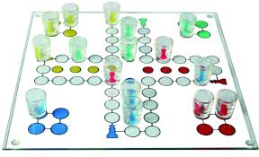 Estás con tus colegas en ese. Los Mejores Juegos Para Beber Con Amigos