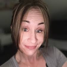 Katrina Hastings's Instagram, Twitter & Facebook